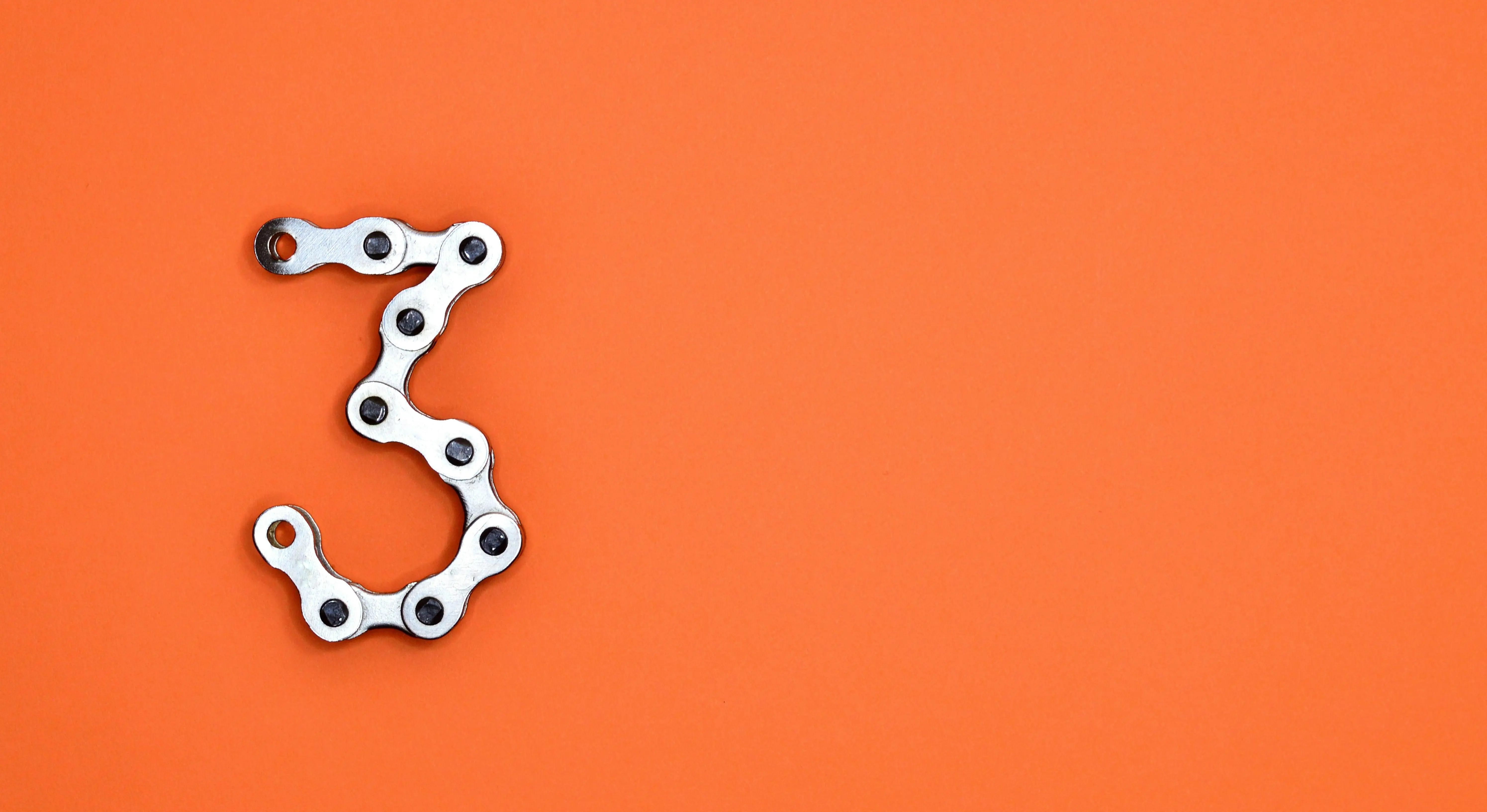 The number 3 representing 3 revenue streams for small business owners